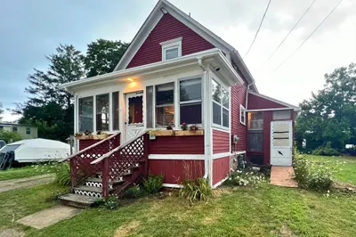 6 Saint Claire Ave 1
