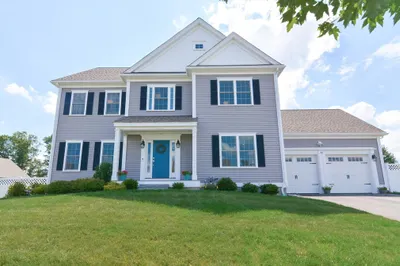 40 Morgan Way #40 1