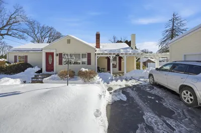 144 River Rd