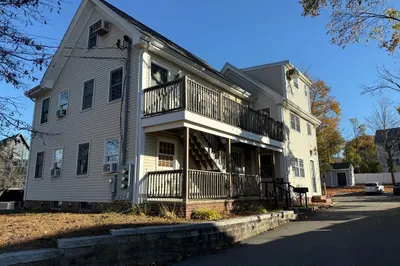 77 Central St #3