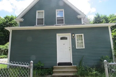 57 Clover St #2