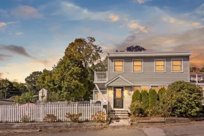 11 Marsh Ave 1