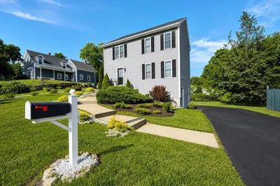 24 Beach St 1