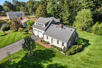 12 Brewster Rd 1