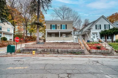 90-92 Pleasant St