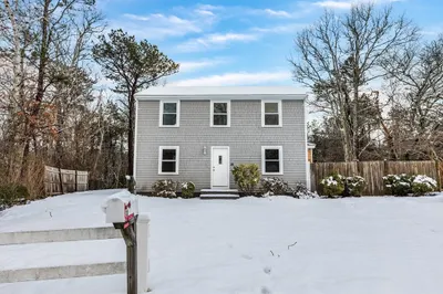 30 Barquentine Dr