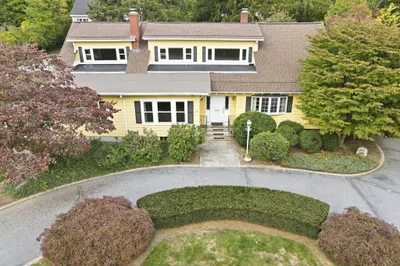 25 Commonwealth Ave 1