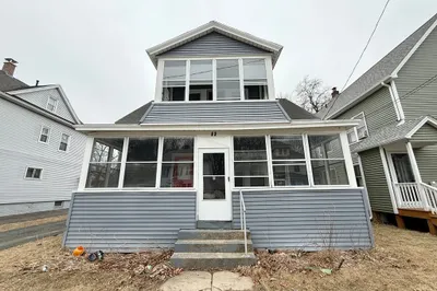 63 Langdon St