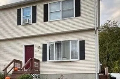 45 4th St #1