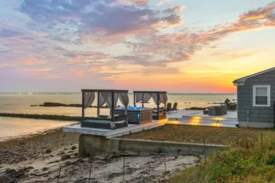 10 Silver Shell Beach Dr 1