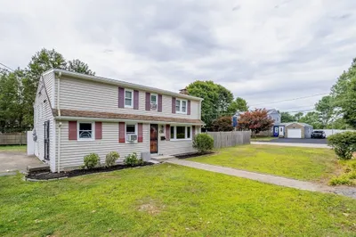 96 Roberts Ave 1