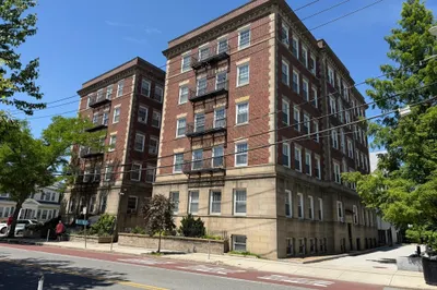 36 College Ave 1