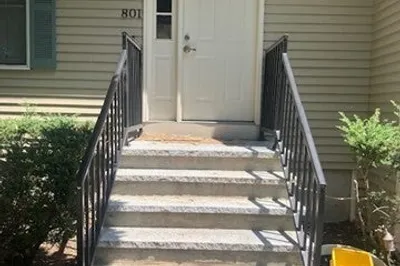 801 Manor Terrace #801 1