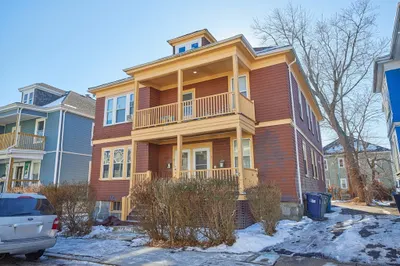 39 Floyd St 1