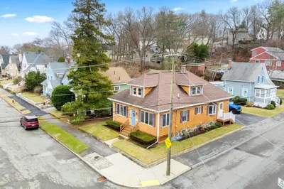 20 Great Woods Rd