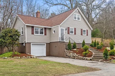 24 Winslow Rd. 1
