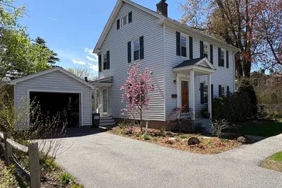 17 Fairview Ave 1