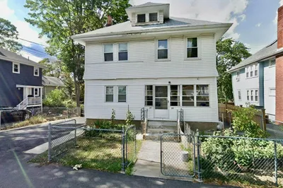 59 Exeter St #1