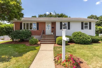 4 Eastern Avenue 1