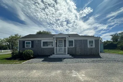30 Roosevelt Rd #1 1