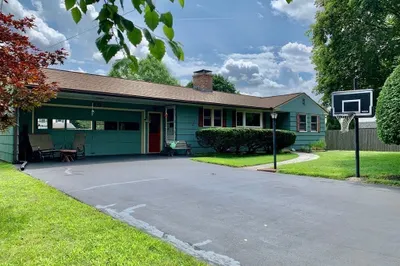 10 Stone Ridge Lane 1