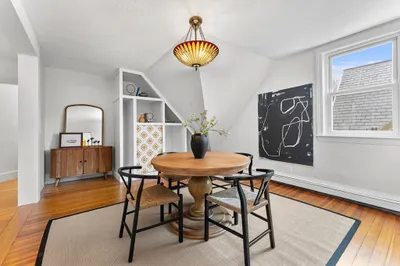 49 Paul Gore St #3