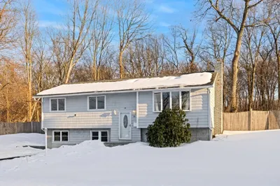 14 Raylen Avenue 1