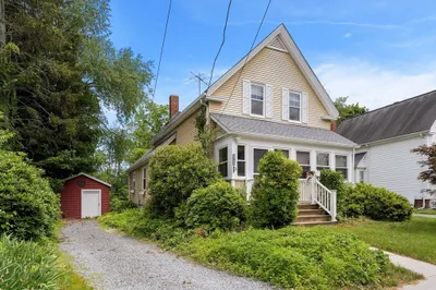 108 Maple Ave