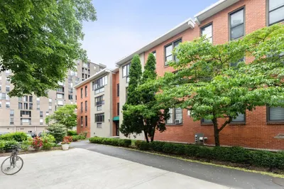 8 Juniper St #17