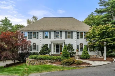 2 Bridle Path Ln 1