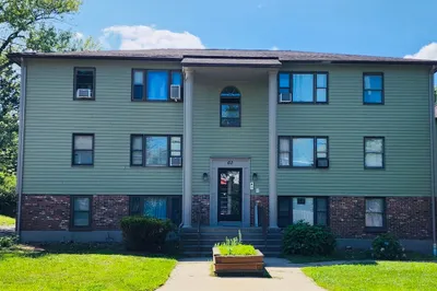 60 Chapin St #D 1
