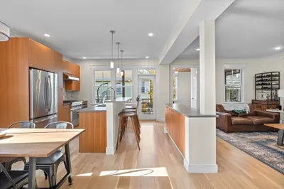 2 Village St #2