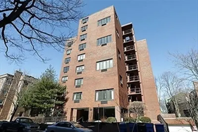 19 Chauncy St #3B