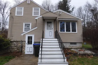 174 Dracut St