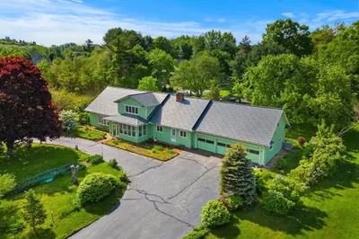 30 Bailey Rd