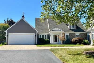 69 Caldwell Farm Rd #69 1