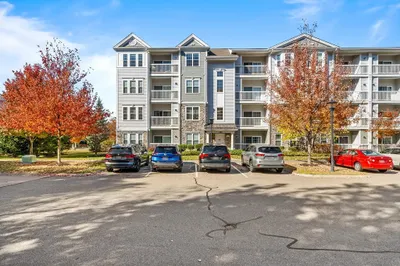 426 John Mahar Hwy #202