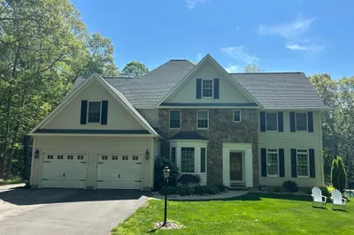 8 Iroquois Ln 1
