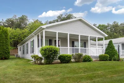 55 Willowbend Blvd 1