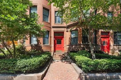 403 Marlborough St #13C 1