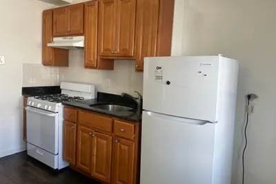746 Broadway #3 1
