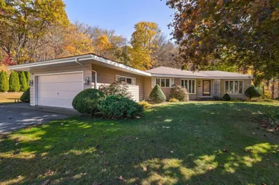 82 Hardwick Rd 1