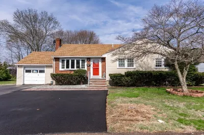 194 Lynn Fells Pkwy