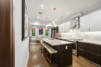 32 Pearl St #3 1