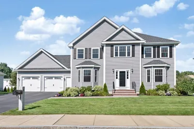 11 Watson Ln