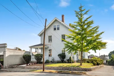 92 Lincoln Ave
