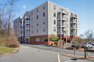 86 East Howard St #204