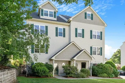 67 N Quinsigamond Ave #9 1