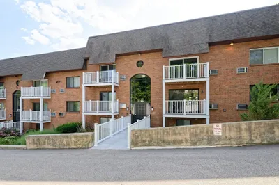 273c W Main Street #2 1