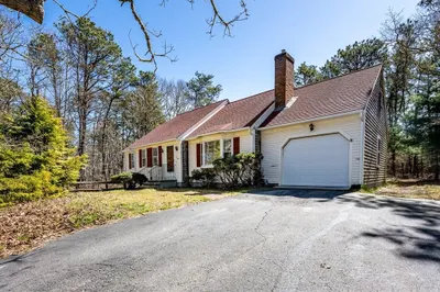 86 Airline Rd 1